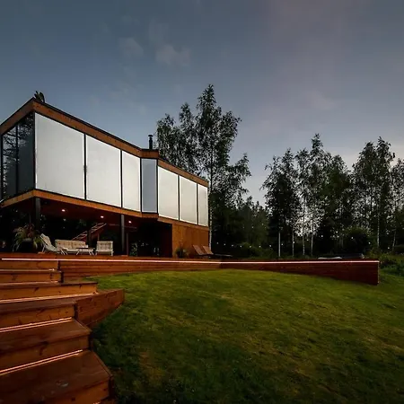 Villa Ojasaaro Glass With Sauna & Hot Tub