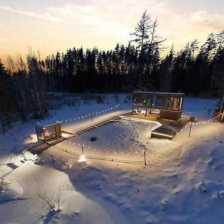 Villa Ojasaaro Glass With Sauna & Hot Tub *
