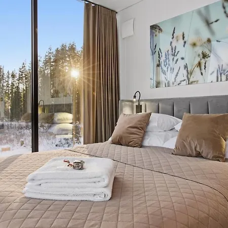 Ojasaaro Glass With Sauna & Hot Tub Villa Lueuetsepa