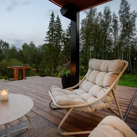 Villa Ojasaaro Glass With Sauna & Hot Tub