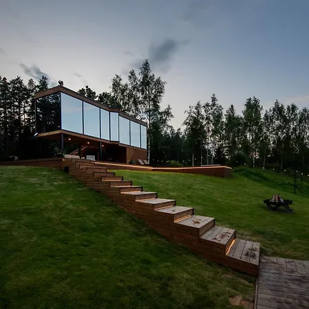 Villa Ojasaaro Glass With Sauna & Hot Tub