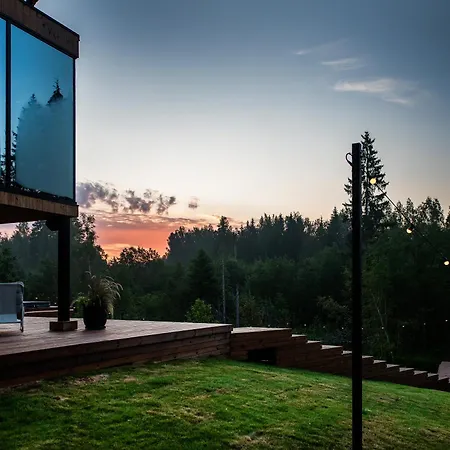 Ojasaaro Glass With Sauna & Hot Tub Lueuetsepa